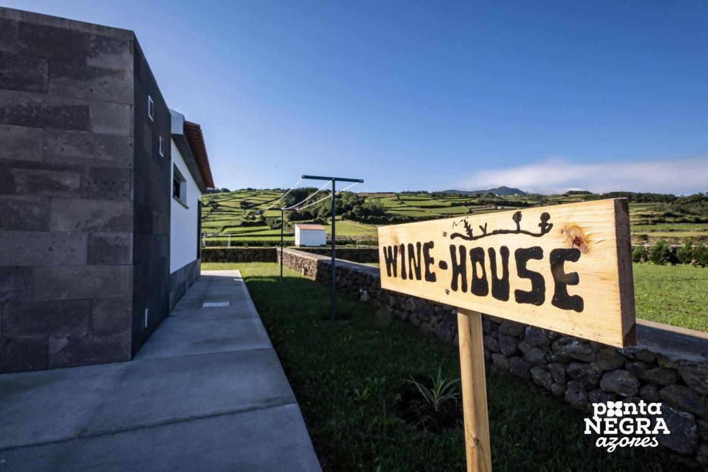 Wine House By Ponta Negra Azores Altares Bagian luar foto