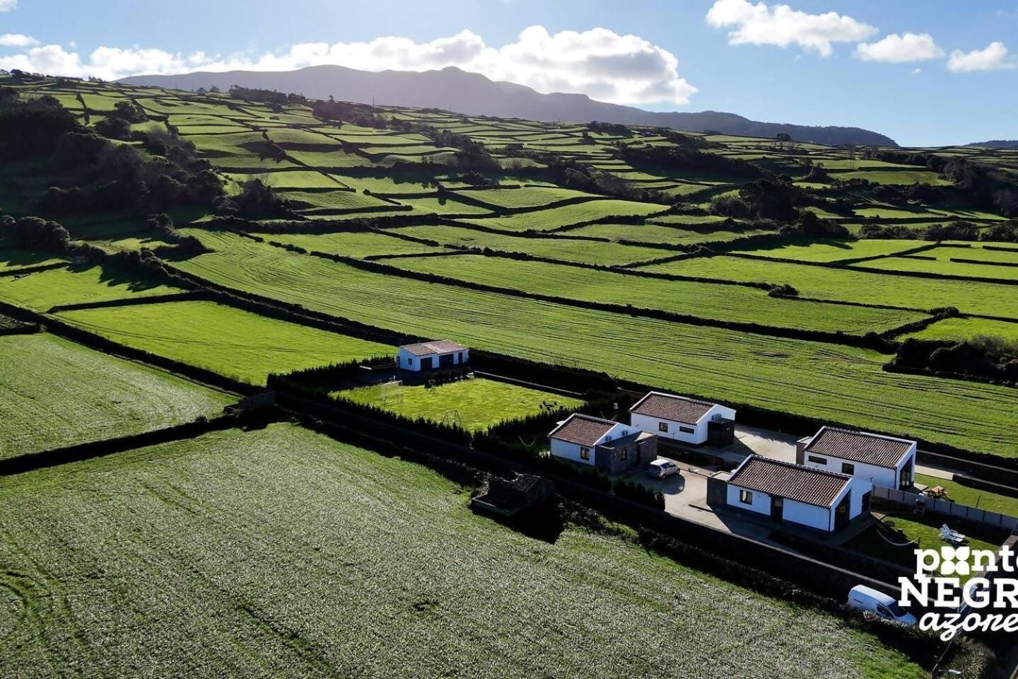 Wine House By Ponta Negra Azores Altares Bagian luar foto
